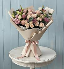 Букет цветов из:  Розы и Лизиантусы в Чернолучинском