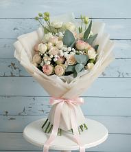 Букет цветов из:  Розы и Лизиантусы #REPLACE_PRED# Чернолучинском