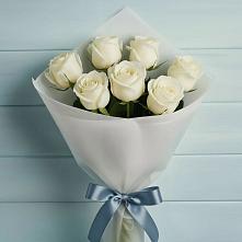 Букет 7 Белых роз Эдлесс Лав в Чернолучинском