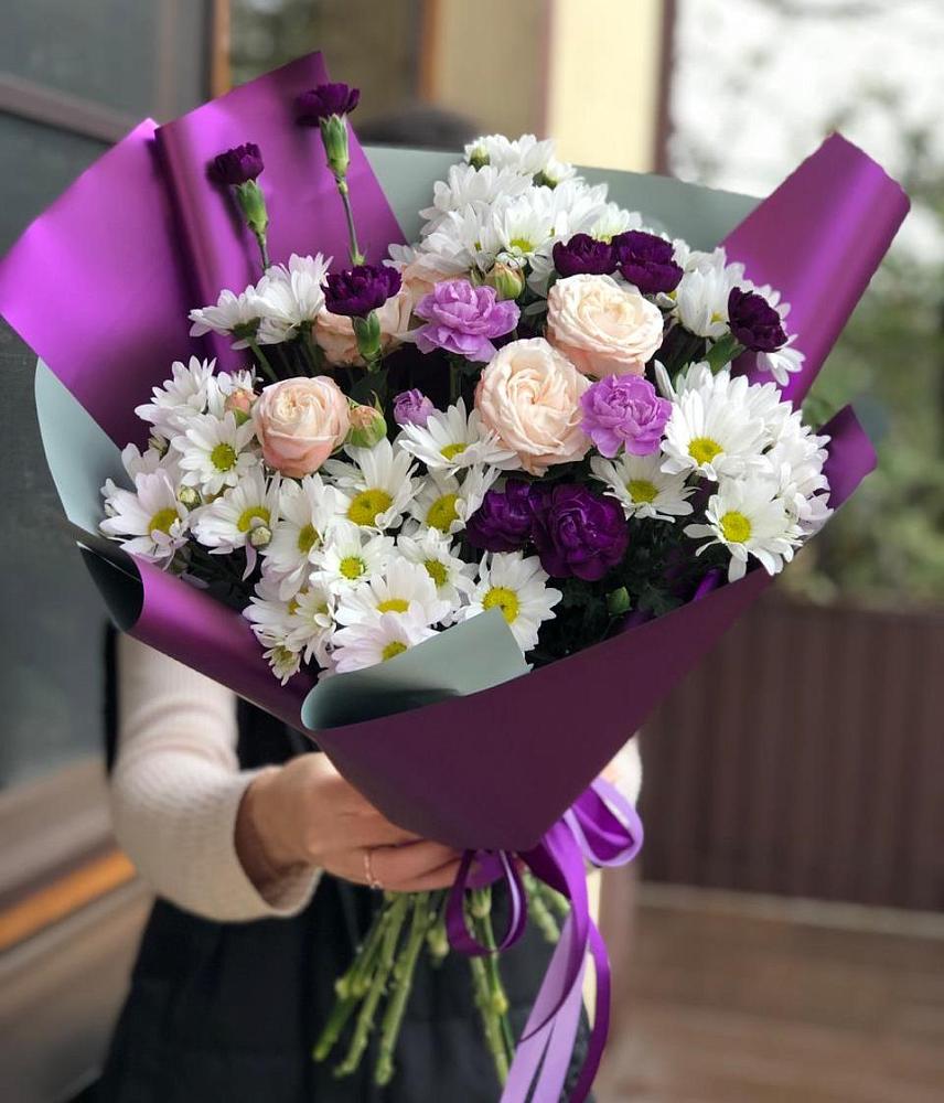 Букет цветов из: Хризантемы, Гвоздики и Розы в Чернолучинском