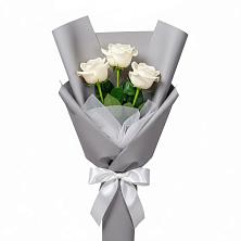 Букет 3 белые розы в Чернолучинском