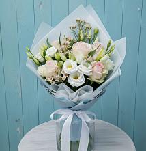 Букет цветов из:  Розы и Лизиантусы в Чернолучинском