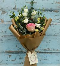 Букет цветов из:  Розы и Лизиантусы в Чернолучинском